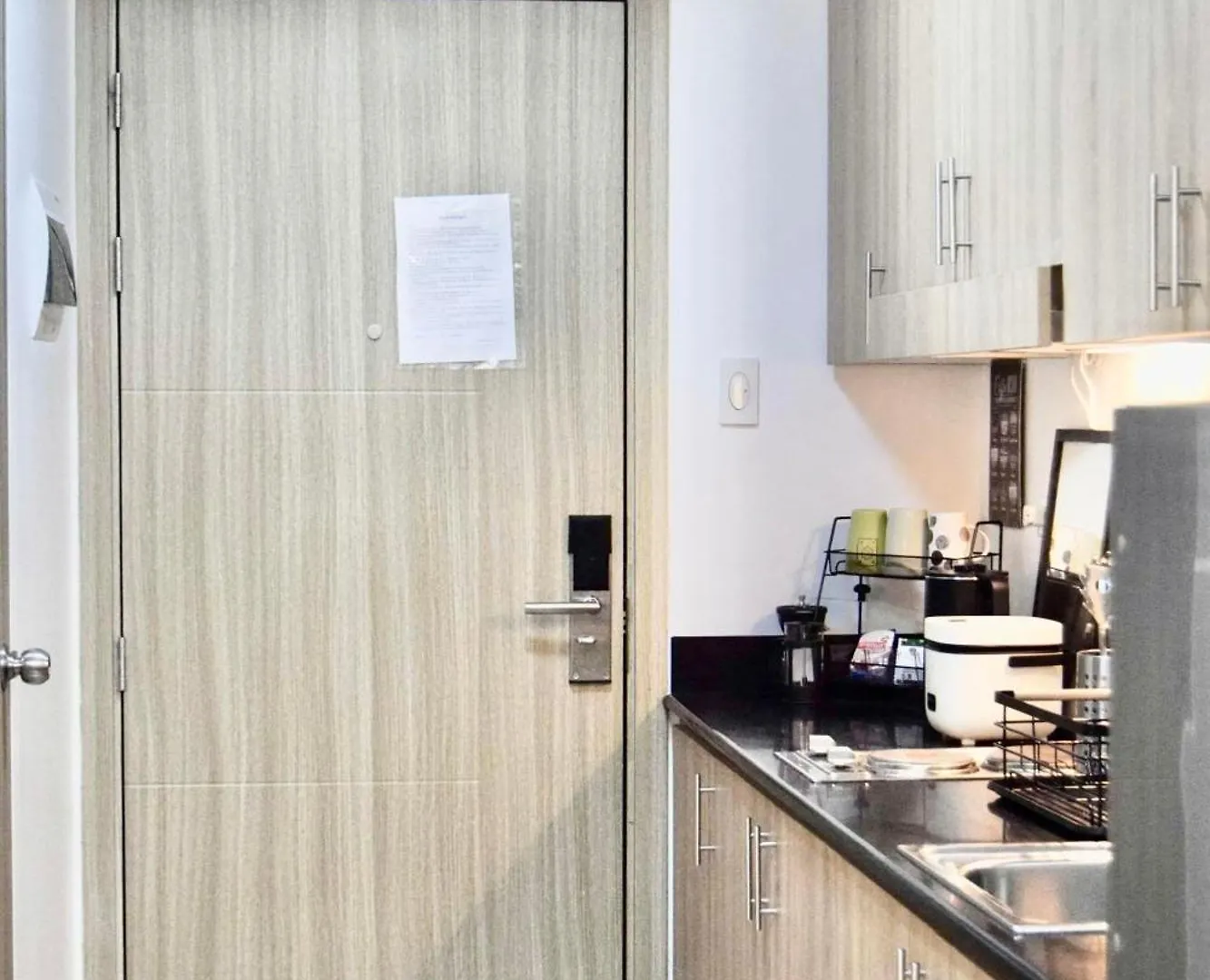 1 Bedroom Condo With Balcony Manila